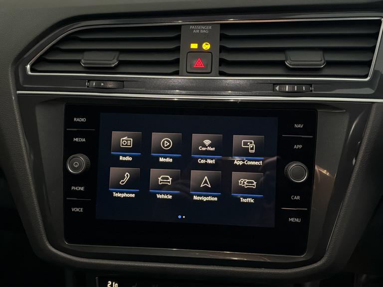 Volkswagen Tiguan Photo bsapi-aaec3c84392e31fd70b4316b1b0222d360ca8318.jpg