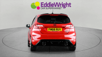 Ford Fiesta Photo 5
