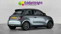 FIAT 500E Photo 6