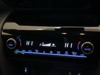 TOYOTA YARIS CROSS Photo 11