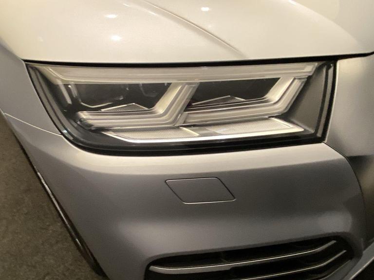 Audi Q5 Photo bsapi-ab9b5044ef5d36d9e48859a13d62246ea3ffd796.jpg
