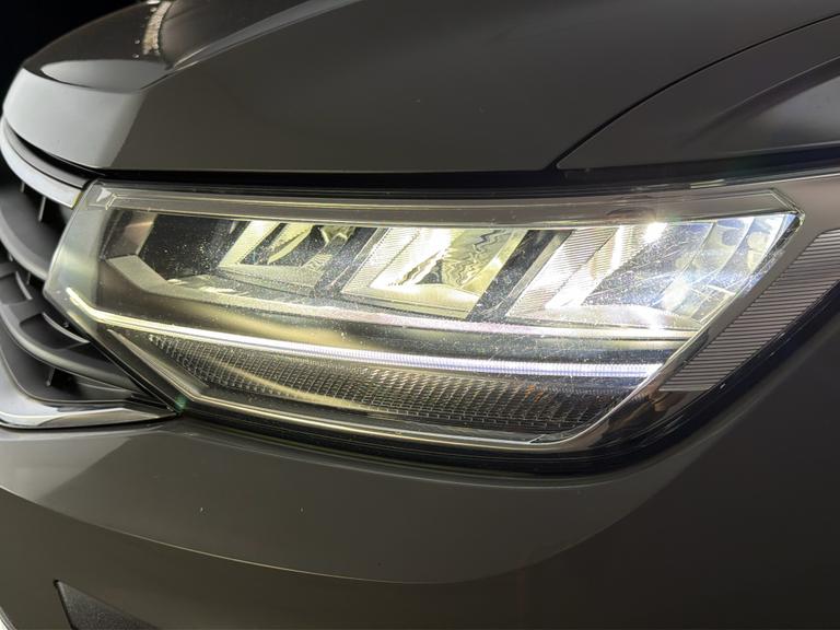 Volkswagen TIGUAN Photo bsapi-aba535ed24e3e4a89d5eca900b963fe437b1da72.jpg