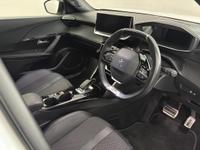 PEUGEOT 2008 Photo 3