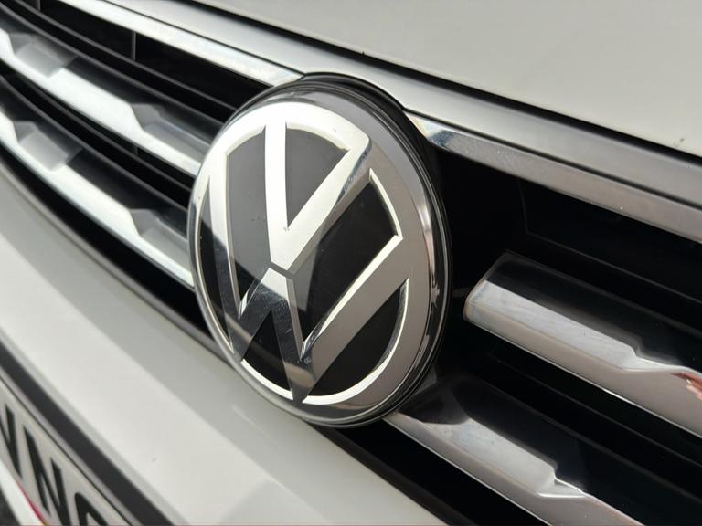 Volkswagen Tiguan Photo bsapi-ae03a4086f298f6999d3f8b097b2d7bb4474c3dc.jpg