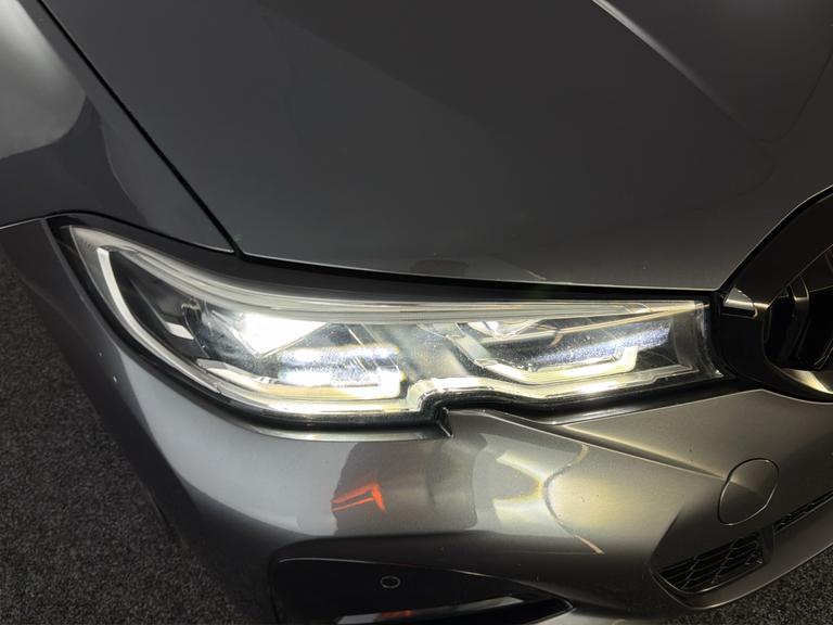 BMW 3 SERIES Photo bsapi-ae5ec9a73efeeb04229c2630b845e0bf7185ad96.jpg