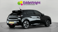 Peugeot 208 Photo 6