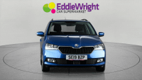 Skoda FABIA Photo 1