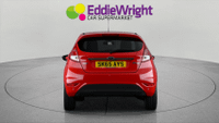 FORD Fiesta Photo 5