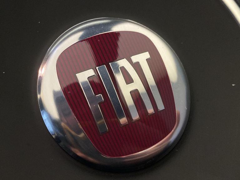 Fiat 500C Photo bsapi-aef80adc9366a195953f31db0205604ce9dfb38f.jpg