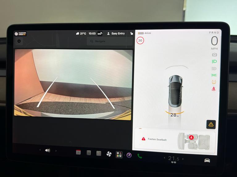 TESLA Model 3 Photo bsapi-af3d0cbcdc2d82c1358f0bd8cb30cf40d85c3cd2.jpg