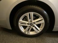 TOYOTA COROLLA Photo 19