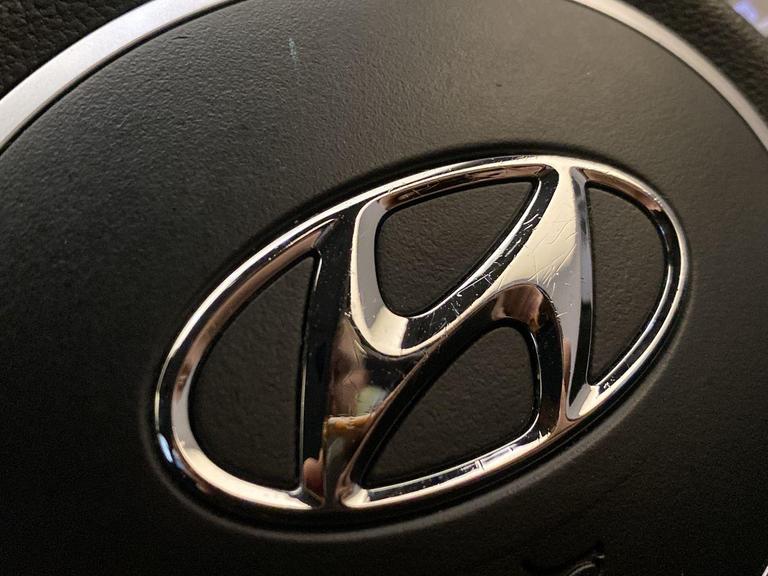 HYUNDAI TUCSON Photo bsapi-afd54a74f9735603c75aec1356f2a64f9893c32b.jpg