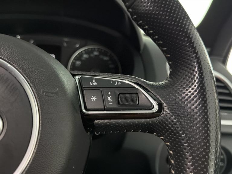 Audi Q3 Photo bsapi-b09f00acbe396dc8df5939220ae0d53f324fa122.jpg