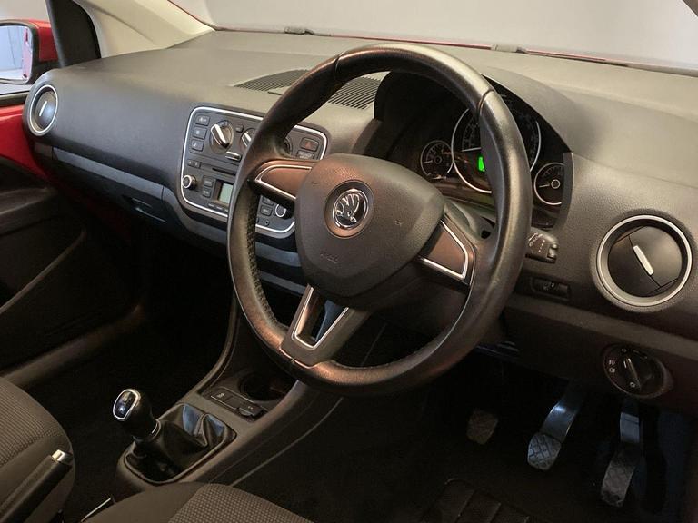 ŠKODA CITIGO Photo bsapi-b0d0d74fac30a139cb612eb307f06e4f50d9dc2b.jpg