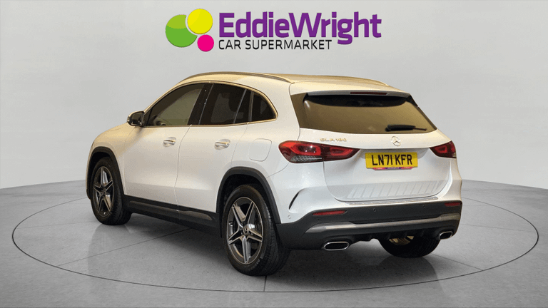 MERCEDES-BENZ GLA Photo bsapi-b1c6c3db921cae91f1db92244f055183f55e53c7.jpg