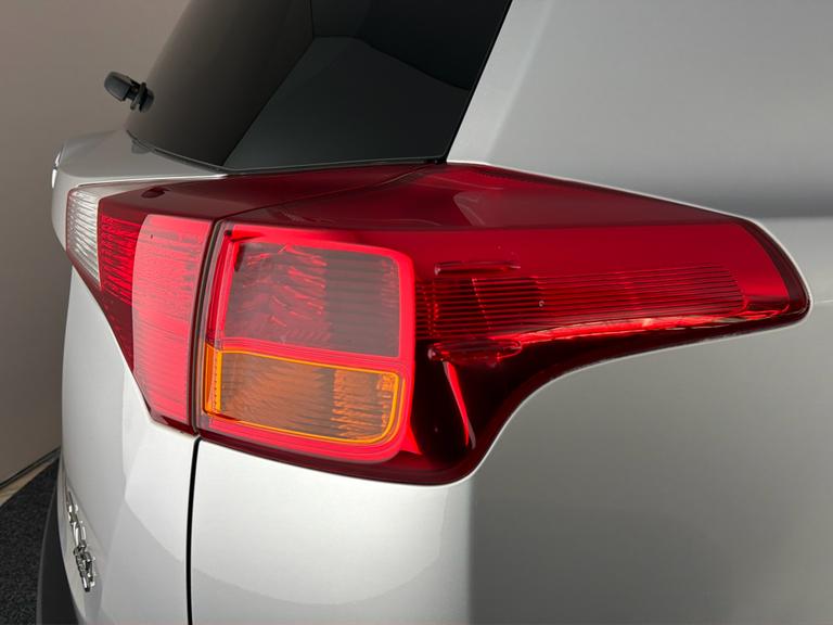 TOYOTA Rav4 Photo bsapi-b22e2fb07c808e6786f593a391375b8e719d1ae4.jpg