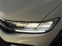 Volkswagen T-Roc Photo 19