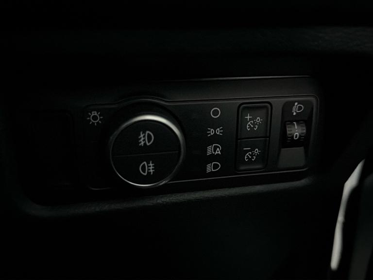 Ford RANGER Photo bsapi-b3b7b2c3f07289356fa7fbab49bb3d409d922cdb.jpg