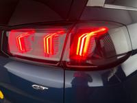 PEUGEOT 5008 Photo 16