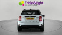 MINI Countryman Photo 2