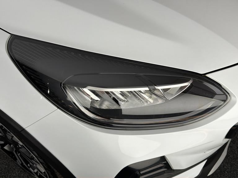 Ford Fiesta Photo bsapi-b5809cbbd5a70fc3a9ae233348008ee035e6a84b.jpg