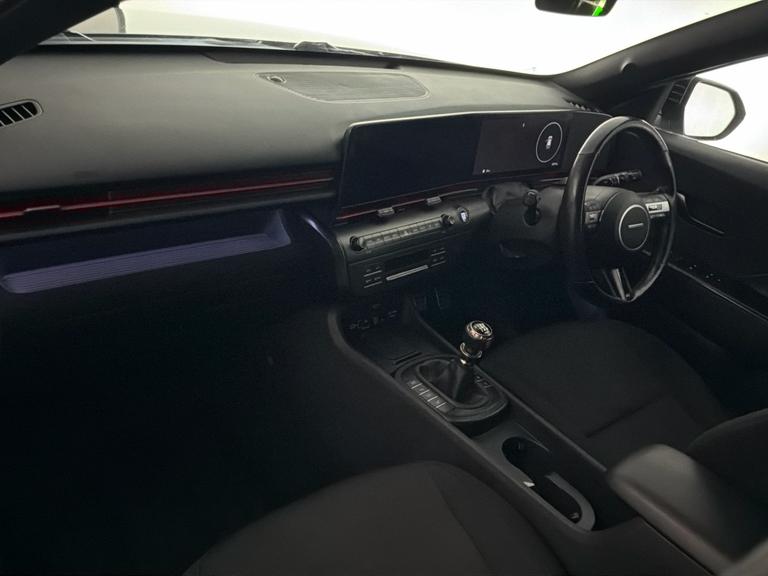 HYUNDAI Kona Photo bsapi-b5b2f4096372f0c8a393c294b0611c8ef1de24d0.jpg
