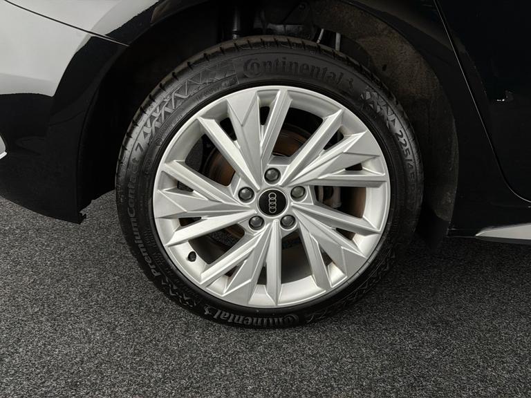 Audi A3 Photo bsapi-b5b773b3f8de6e407589fc9096a64ba750dcb275.jpg