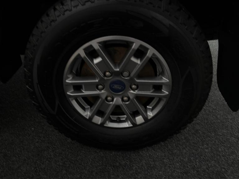 Ford RANGER Photo bsapi-b6496d9c90890f7877bc8f23201690c5bd2936bf.jpg