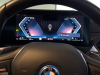 BMW 3 Series Photo 11