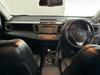 TOYOTA Rav4 Photo 10