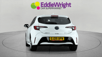 TOYOTA Corolla Photo 5
