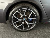 BMW 5 Series Photo 28
