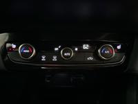 VAUXHALL Corsa Photo 11