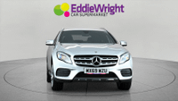 MERCEDES-BENZ Gla Photo 1