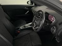 AUDI Tt Photo 9