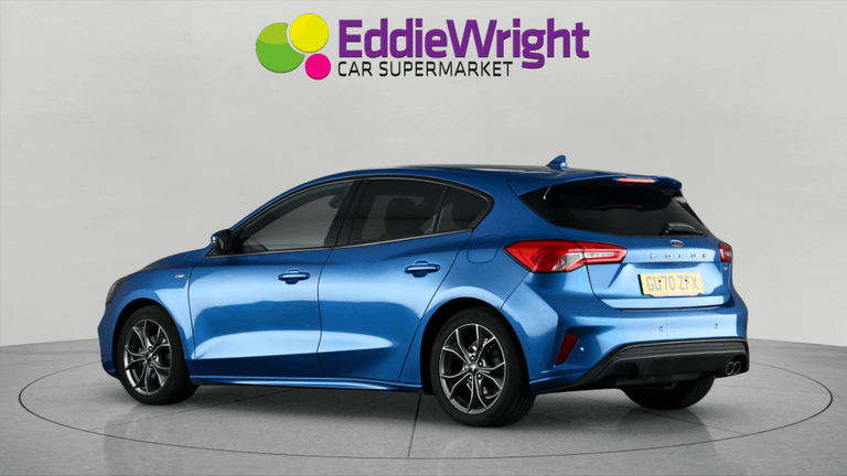 FORD Focus Photo bsapi-b99f85564fc26c7a790a3e71b2a285f1f47b4a2f.jpg