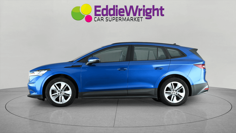 ŠKODA Enyaq Photo bsapi-b9b67aaa482976dd7d532ecbbbff20b9bf78cd31.jpg