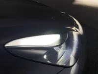 TESLA Model 3 Photo 36