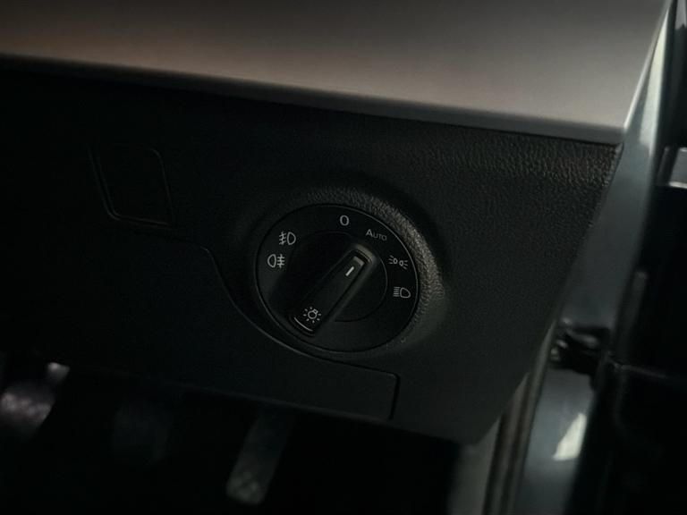 SEAT Ibiza Photo bsapi-ba0e6101bcf9649415a65ba42c805077b0da4f02.jpg