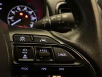 TOYOTA YARIS Photo 11