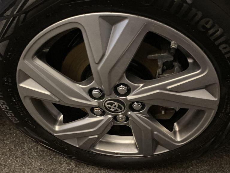 TOYOTA YARIS Photo bsapi-bab8b7f7b29b2252018592c15d1691476c6af3bc.jpg