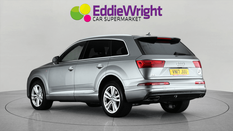 AUDI Q7 Photo bsapi-bae08b22c9d620b61887e422993dbfa7fdce9804.jpg