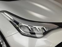 Toyota C-HR Photo 15