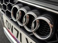 AUDI A4 Photo 15