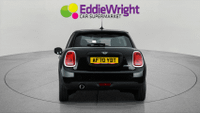 MINI Hatch Photo 5