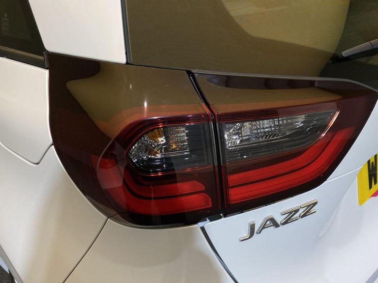 HONDA JAZZ Photo bsapi-bbf1b3ca49c7982f0f03ba843c1fee2f08995b9e.jpg