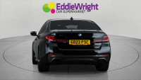 BMW 5 Series Photo 5