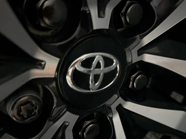Toyota Corolla Photo bsapi-bc8bacd9baeda348ddb3a6830c59b9814ba25434.jpg