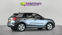Audi Q2 Photo 2