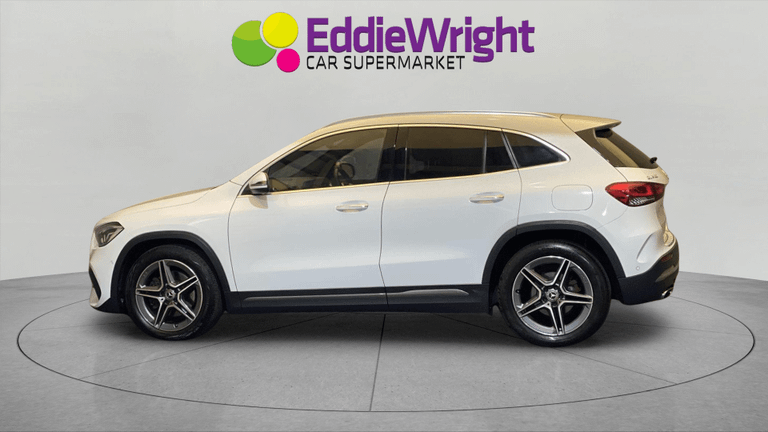 MERCEDES-BENZ GLA Photo bsapi-bd70b5987a94a236a88290e32fe045eeed8814ab.jpg